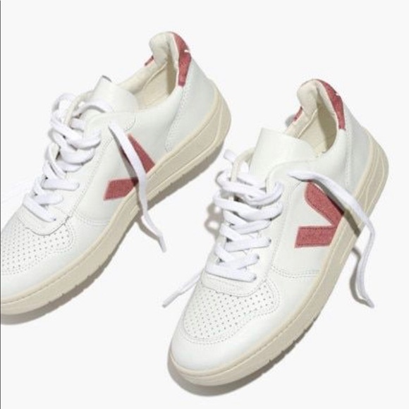 veja v10 white pink